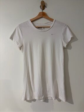 Dri-fit Nike Women's White Short Sleeve Crew Tee